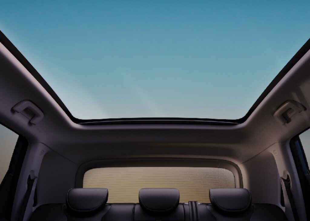 Windsor EV panoramic roof